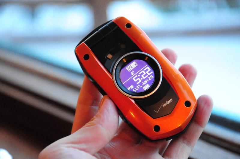 Illustration for article titled Casio Verizon Boulder G'zOne Waterproof Cellphone: Snowmodo Review